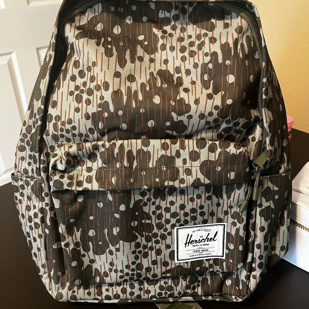 Herschel Classic XL Backpack - NWOT
